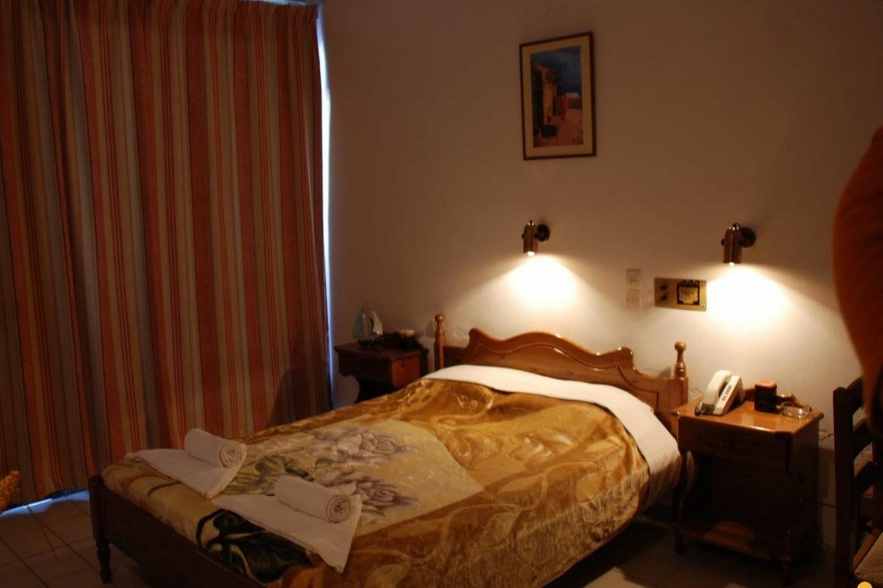 Damnoni Bay Otel Dış mekan fotoğraf